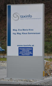 Tax Info, Leuchtkasten, Leuchtkästen, Leuchtreklame, Lichtwerbung, Leuchtwand, Fassandenleuchte, Dekupierter Kasten, LED Leuchtkasten, Werbekasten, Plexikasten, Nasenschild, Leuchtende Werbung, Reklame, Reklamewand, Leuchtreklame, Metallkasten, Geschäftsb