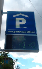 Parkgarage, Leuchtkasten, Leuchtkästen, Leuchtreklame, Lichtwerbung, Leuchtwand, Fassandenleuchte, Dekupierter Kasten, LED Leuchtkasten, Werbekasten, Plexikasten, Nasenschild, Leuchtende Werbung, Reklame, Reklamewand, Leuchtreklame, Metallkasten, Geschäft